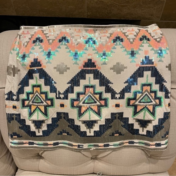 R: Express Aztec Sequin Mini Skirt Tribal Peach Grey Green Geometric Stretch S - Picture 2 of 10